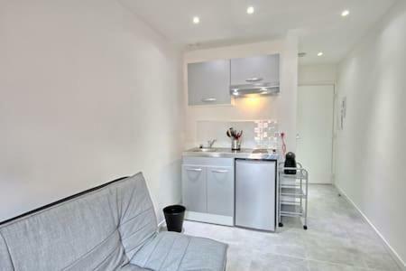 301-Studio Au Calme Entierement Renove Antibes Dış mekan fotoğraf